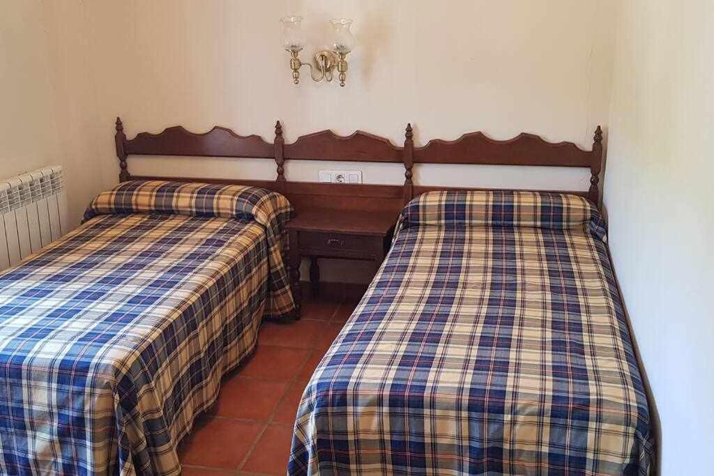 Hostal Montemayor Montemayor del Rio 외부 사진